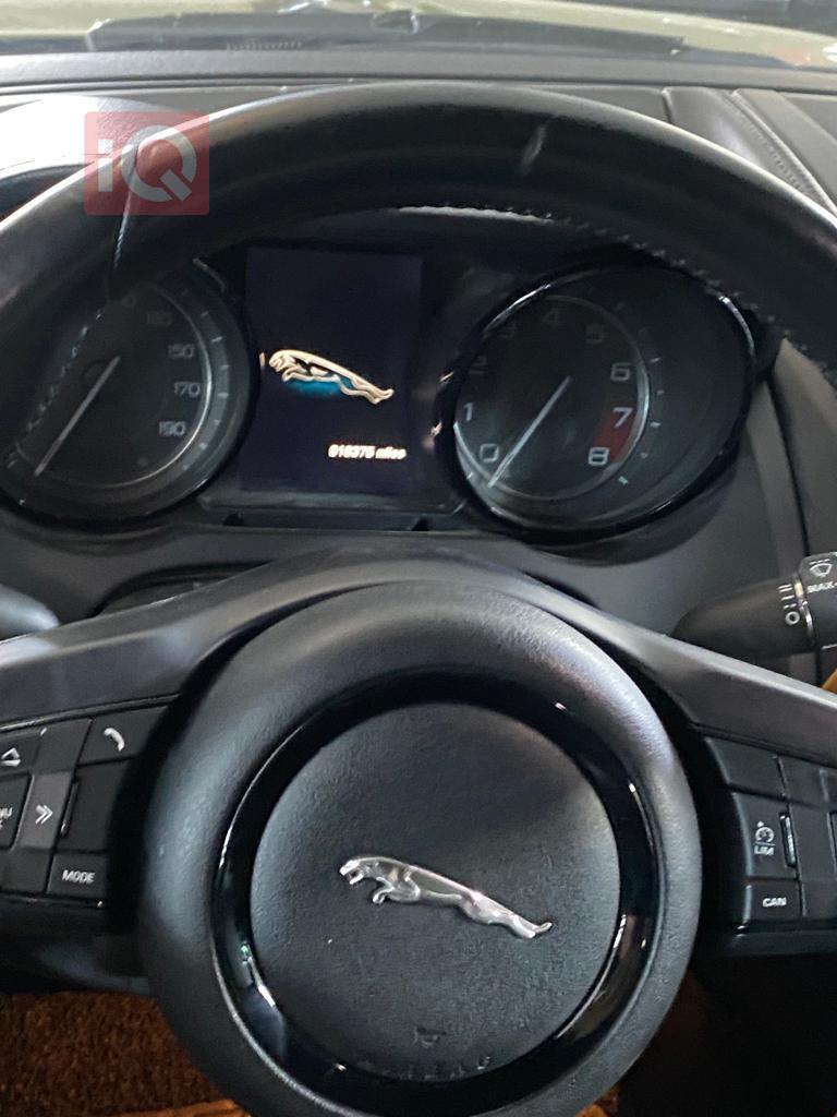 جاگوار F-Type